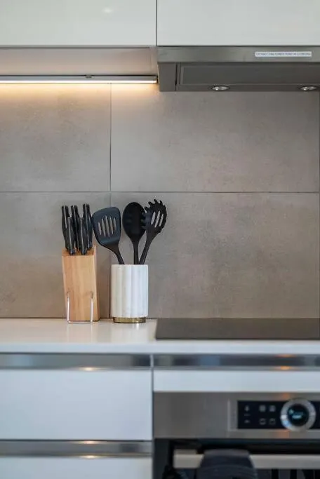 Luxury Loft Living - Elegant 1-Bed Apartment Cape Town